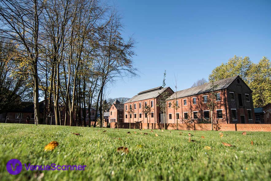 Bombay Sapphire Distillery photo #3