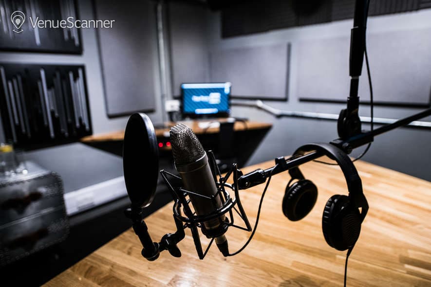 The Pitch Room, Runway East Soho photo #2