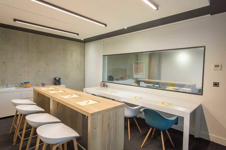 The Boutique Viewing Room, The Buzz Rooms photo #3