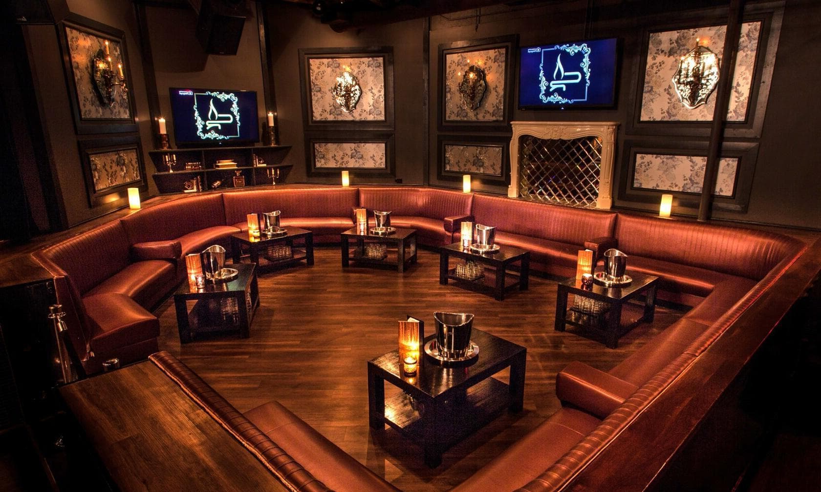 The Parlor, Candleroom photo #1