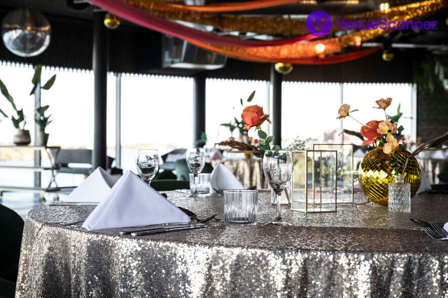 Room, Waterfront Southport Hotel photo #2