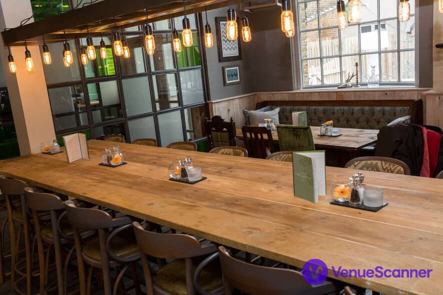The Knights Table, The Castle, Tooting photo #1