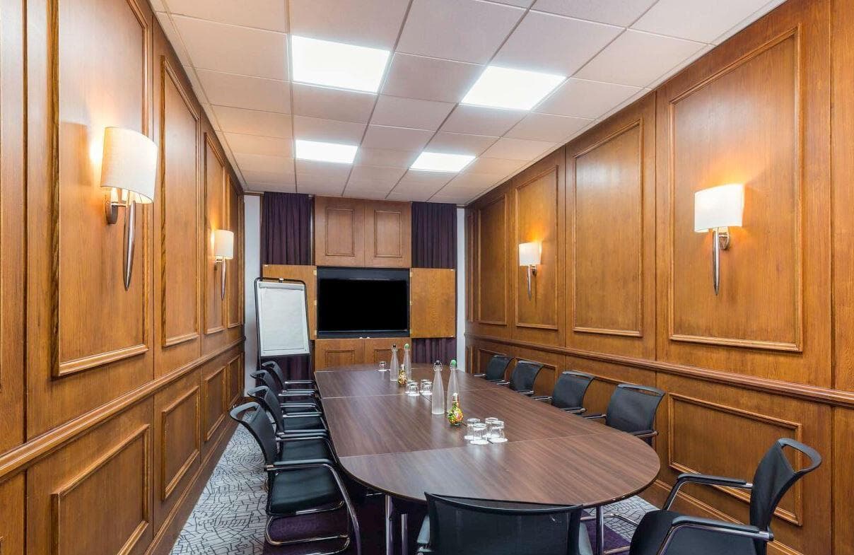 Shifnal Suite, Mercure Telford Centre Hotel photo #2