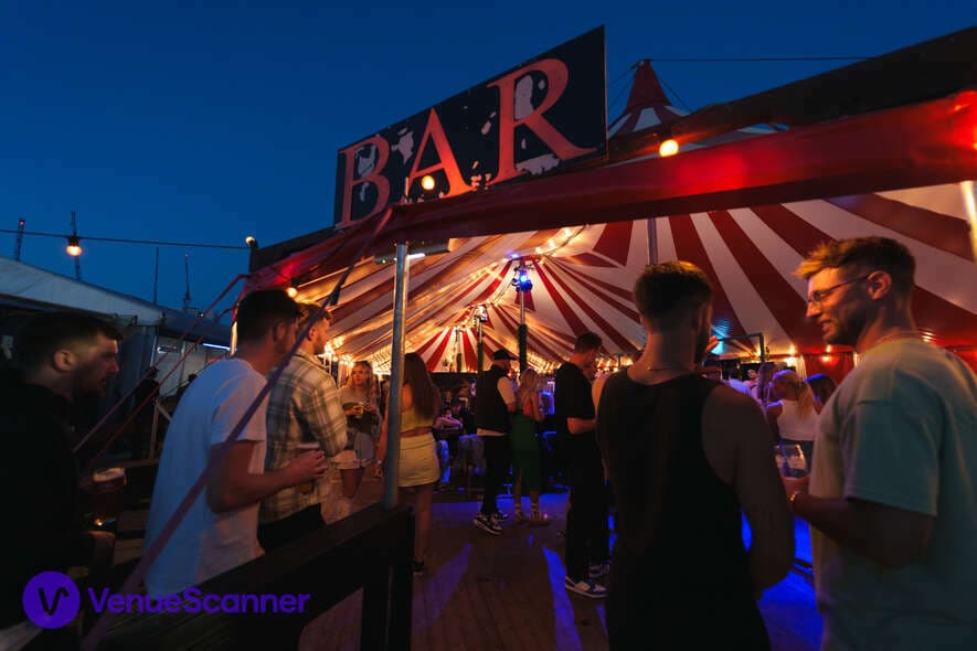 Tent, Urban Oasis photo #2