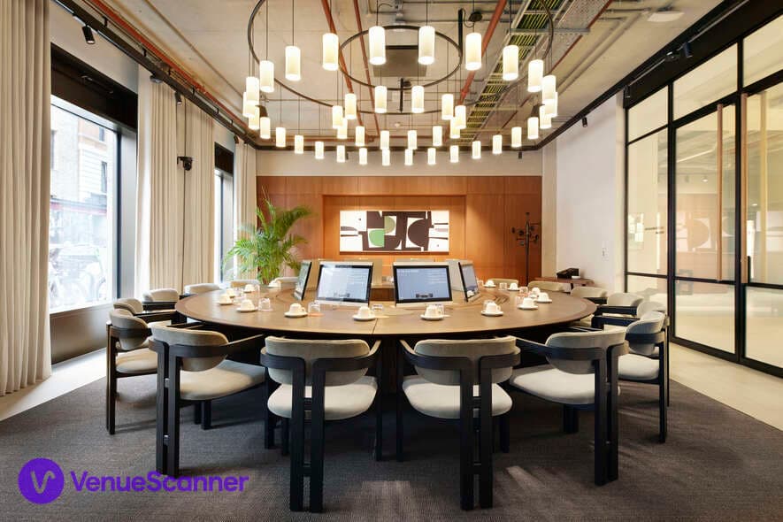 Le Corbusier Room, DL/28 Old Street photo #1