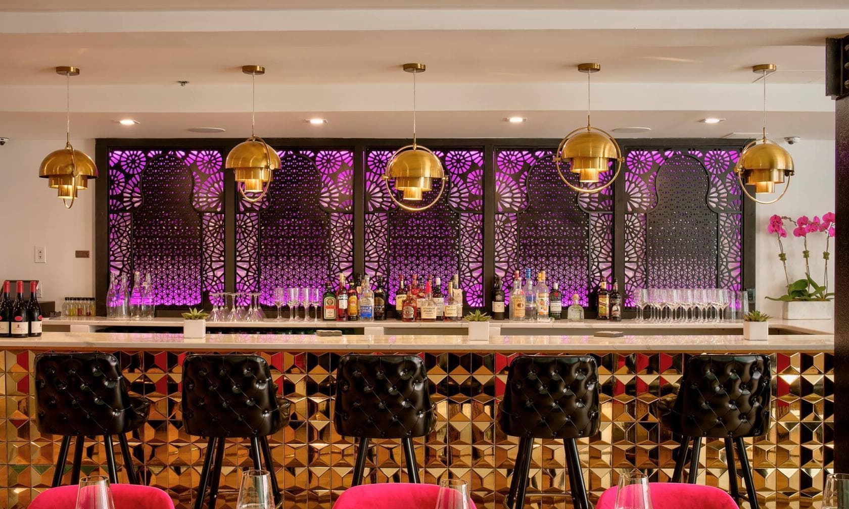 Whole Venue, Saar Indian Bistro photo #1