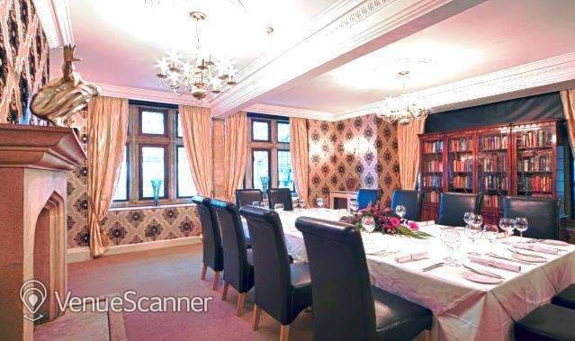 Cricklade Hotel & Spa, The Library photo #3