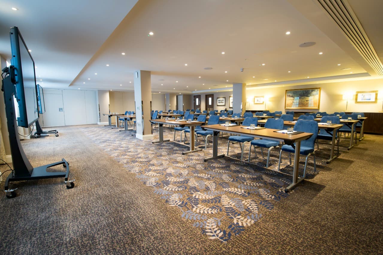 El Alamein Room, Victory Services Club photo #3