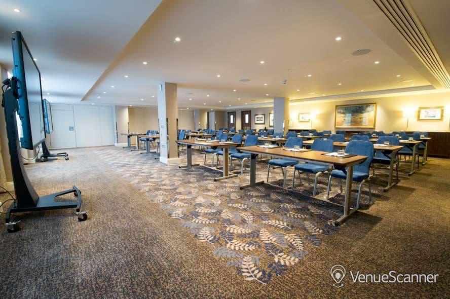 Victory Services Club, El Alamein Room photo #3