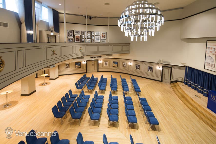 Carisbrooke Hall, Victory Services Club photo #2