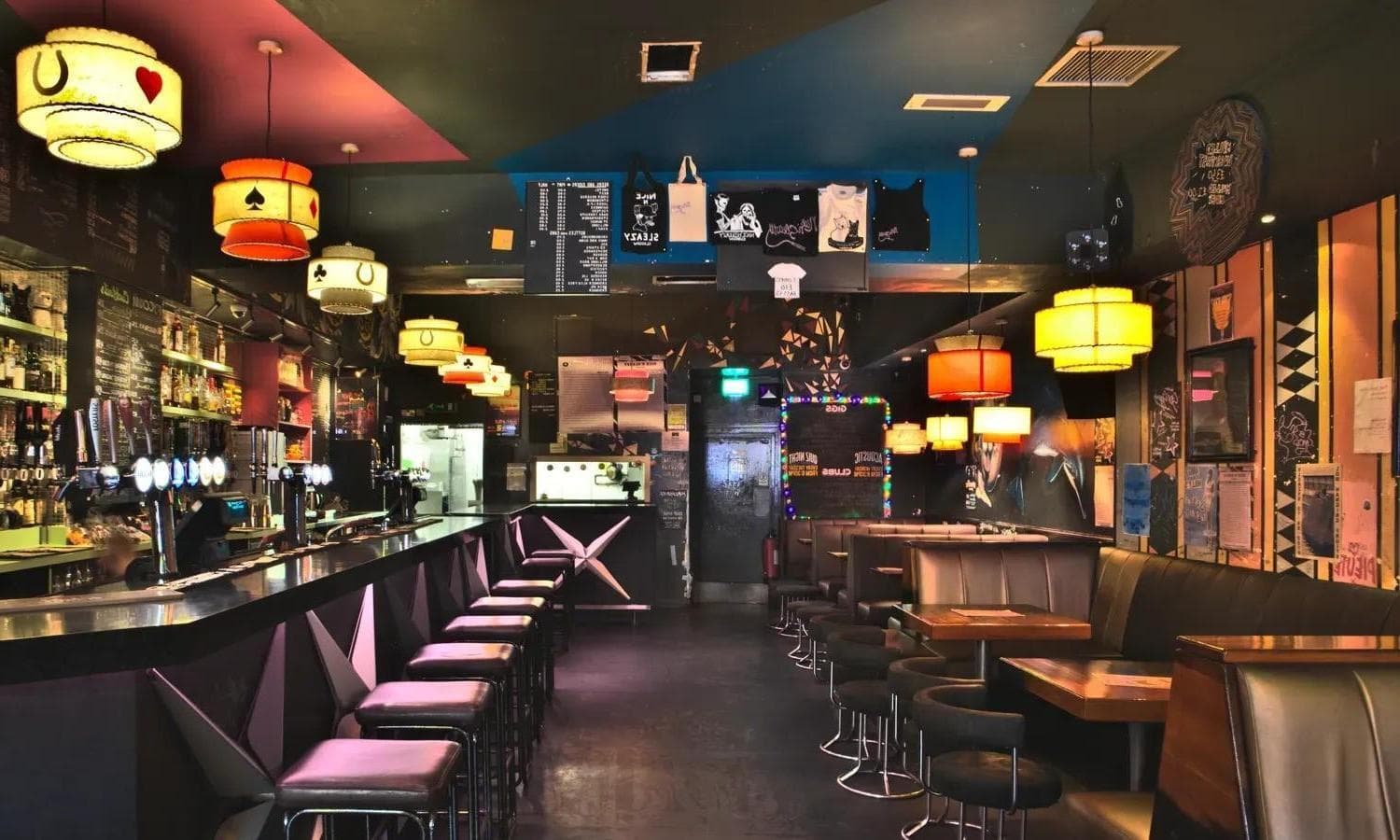 Entire Venue, Nice N Sleazy photo #1