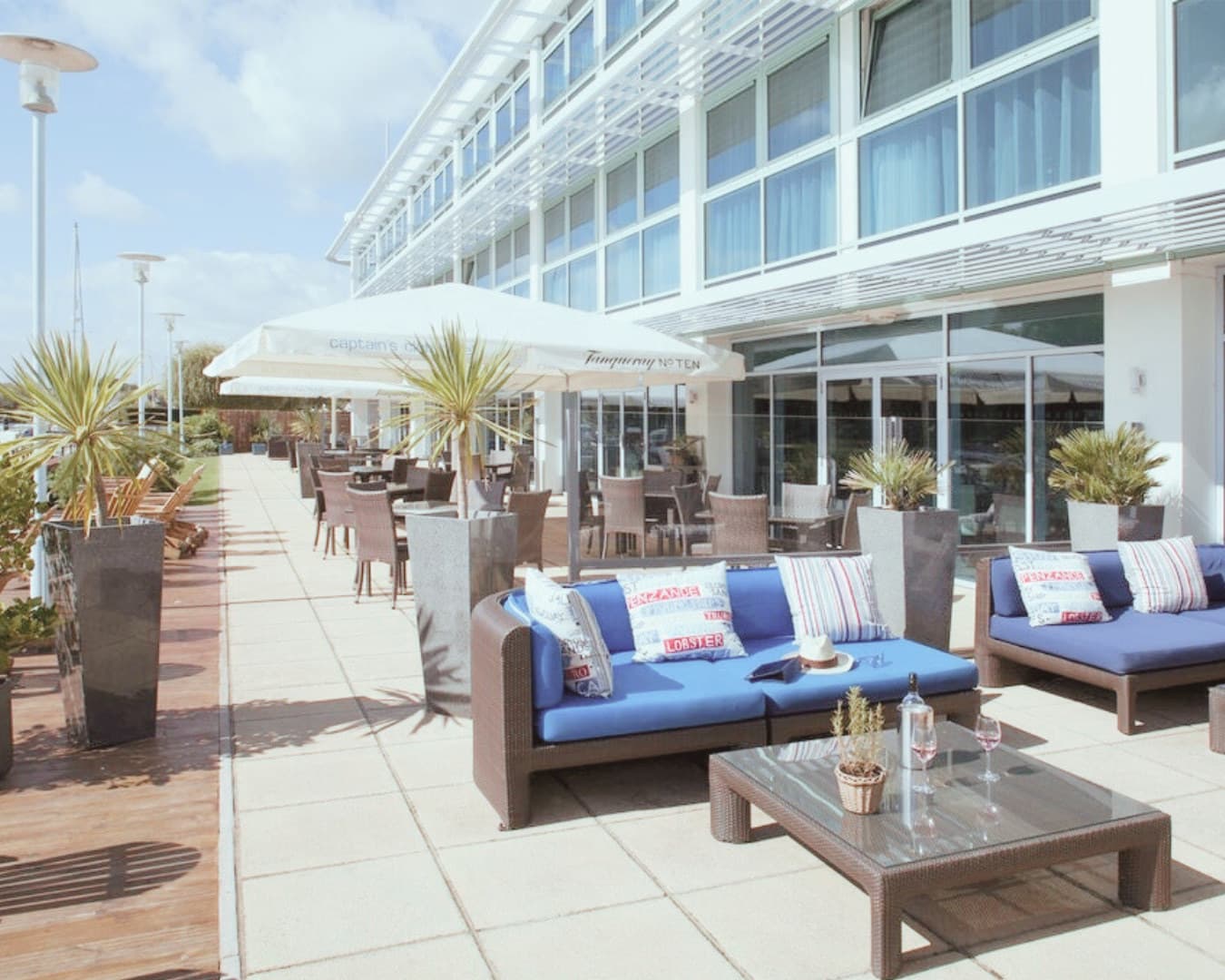 Waterside Suite, Captains Club Hotel & Spa photo #2