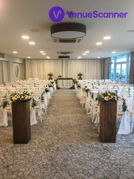 Waterside Suite, Captains Club Hotel & Spa photo #3