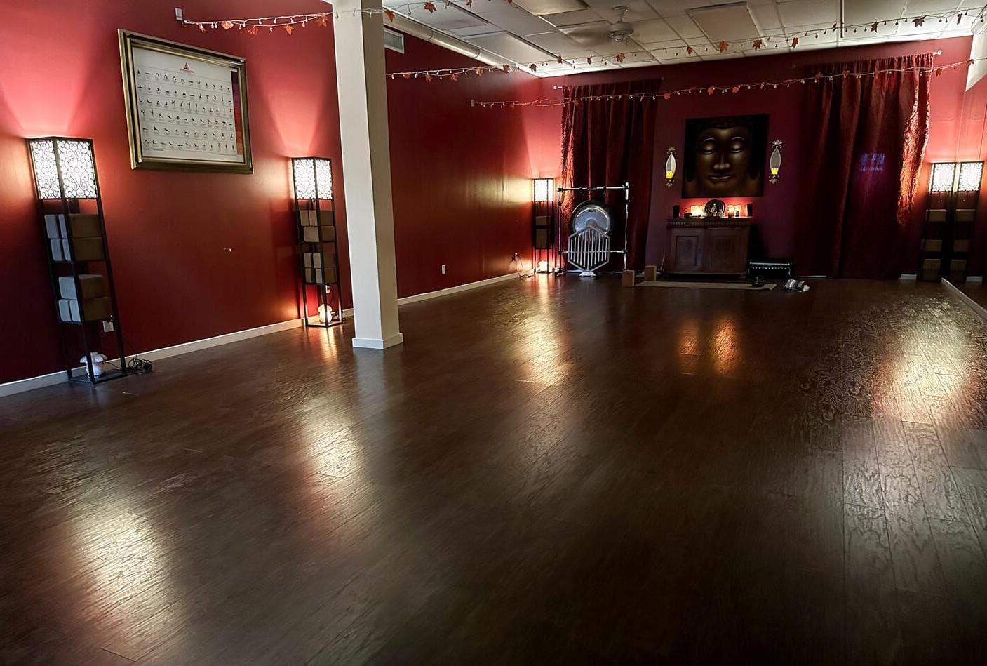 Yoga Room, Yoga Spa Lounge 1881 photo #1