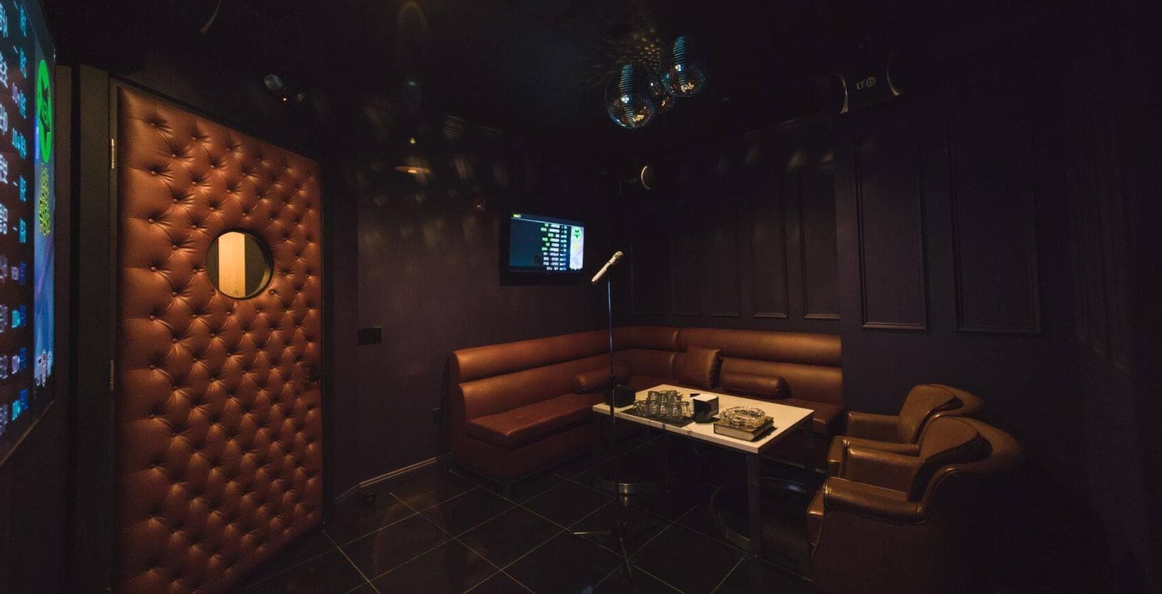 Room 4, Karaoke Rock 21 - Bar & Dining photo #1