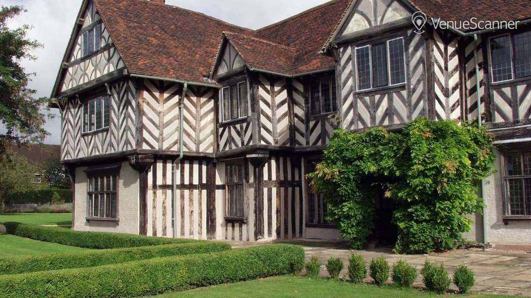 Barn, Blakesley Hall photo #2