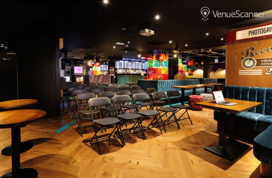 Meeting Room, Lucky Voice, Holborn photo #2