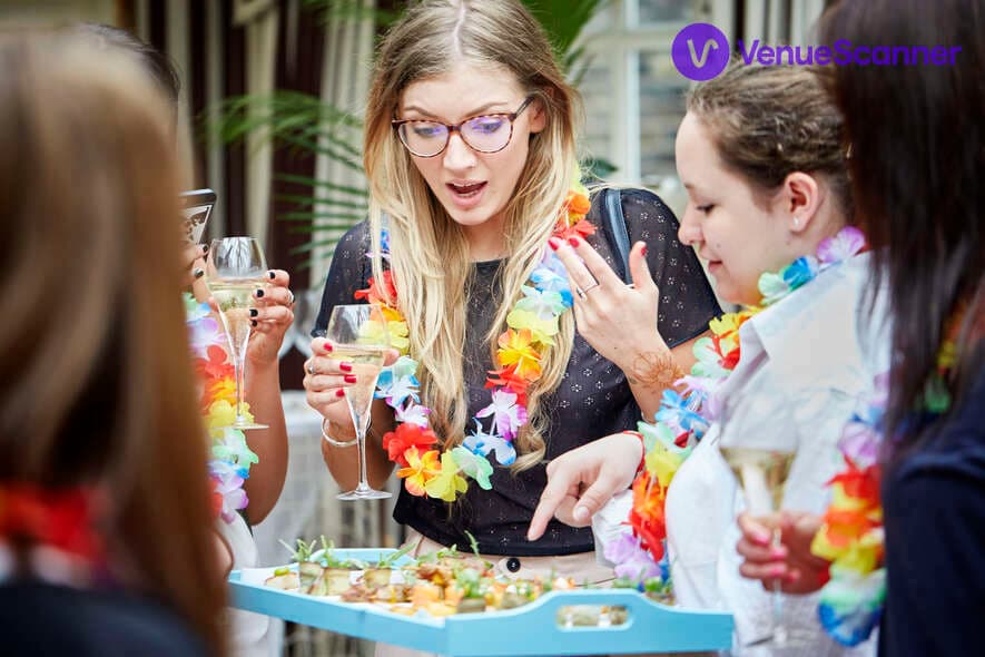 The Beach Bar At The Montague On The Gardens Hotel, The Montague On The Gardens photo #2