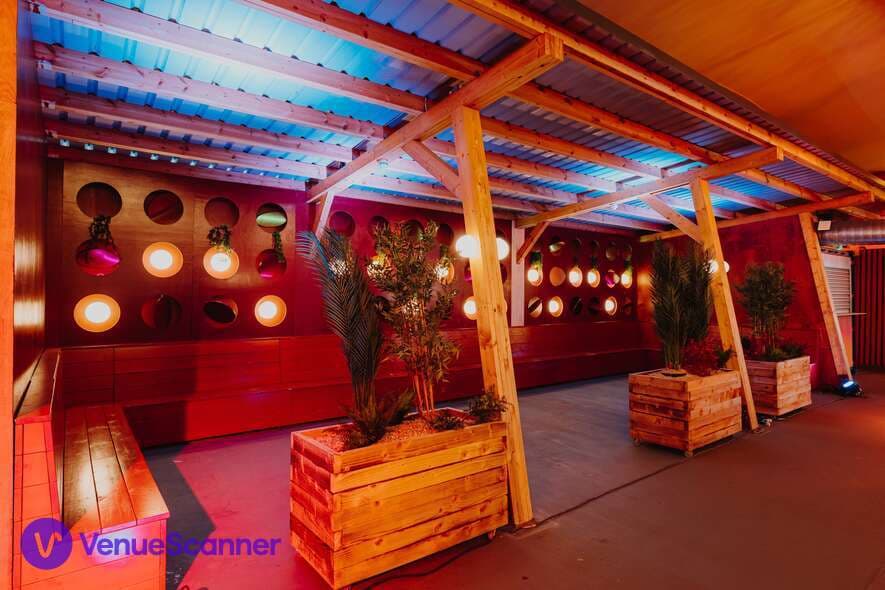 Freight Brixton, Yellow Zone photo #3