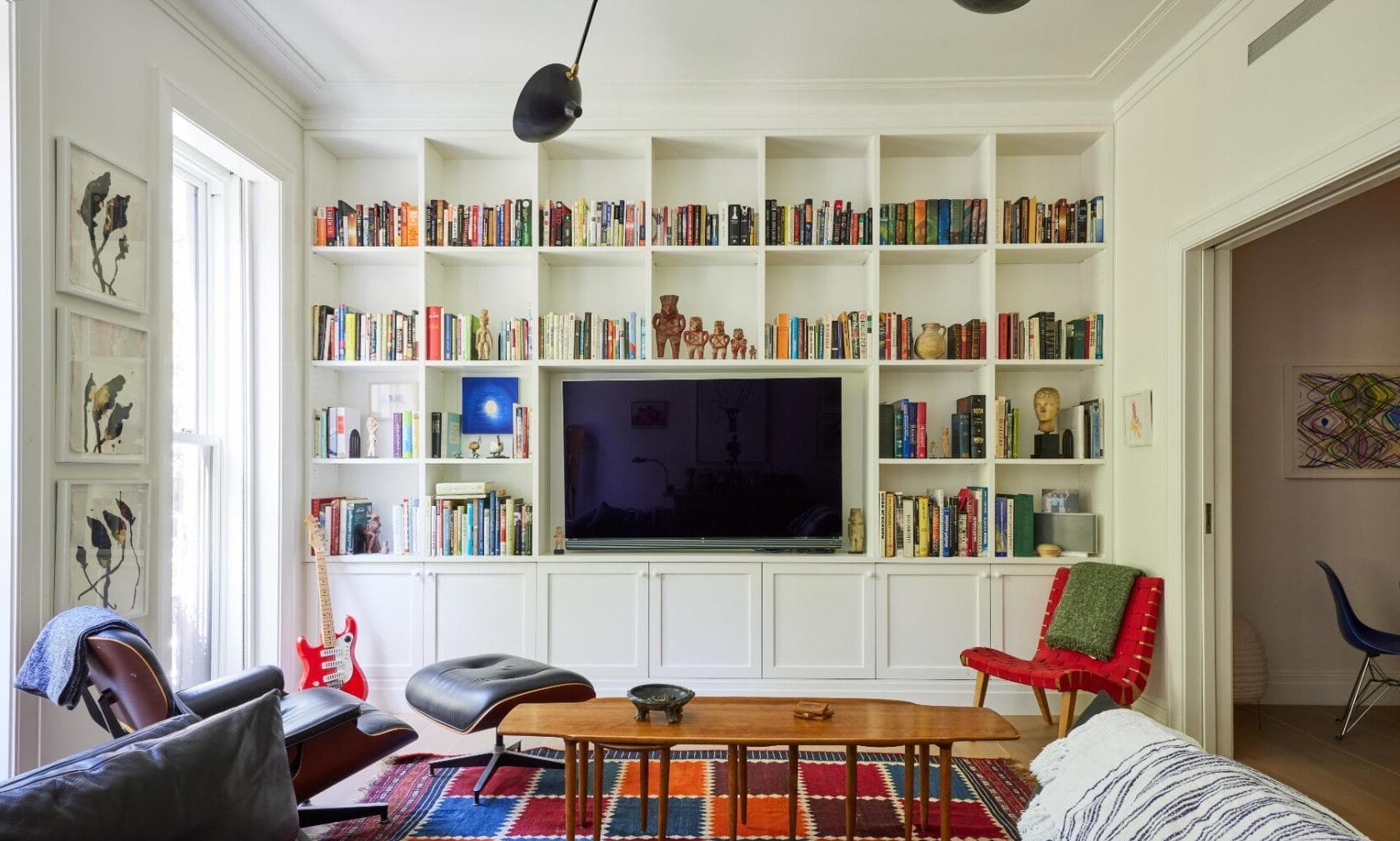 Artful UWS Brownstone, Casa Ezra photo #1