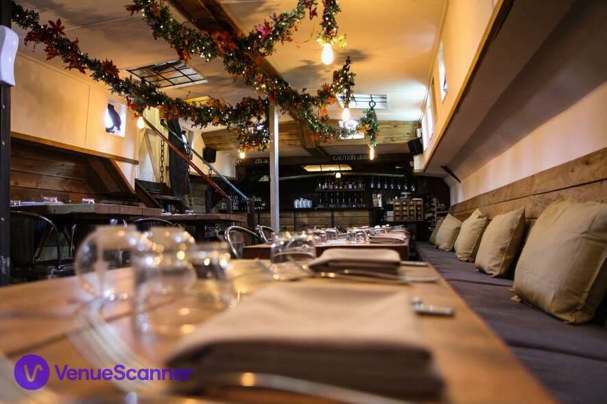 Barge East, Lower Deck (Partial Hire) photo #3