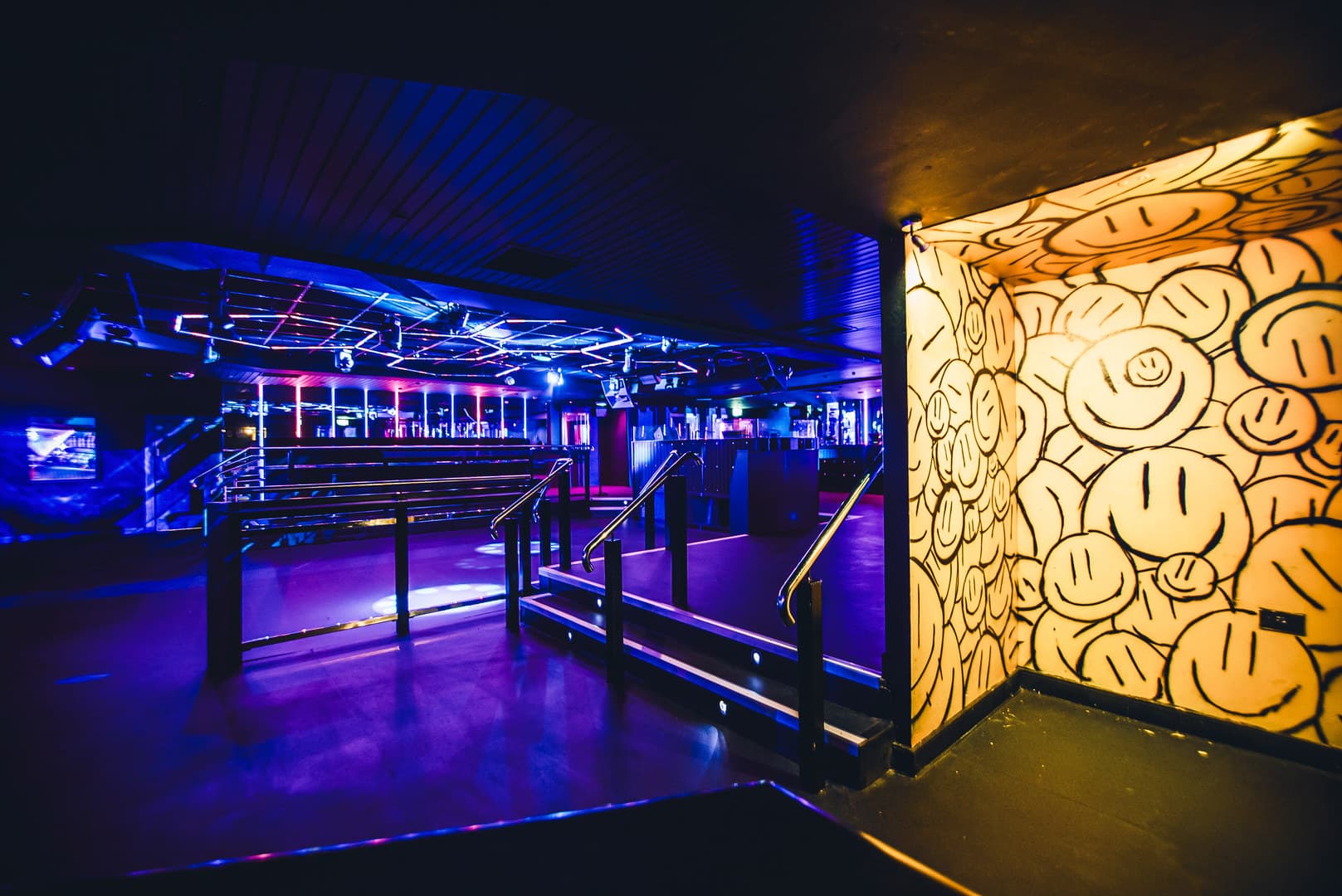 Room 2, Circuit Cardiff photo #4