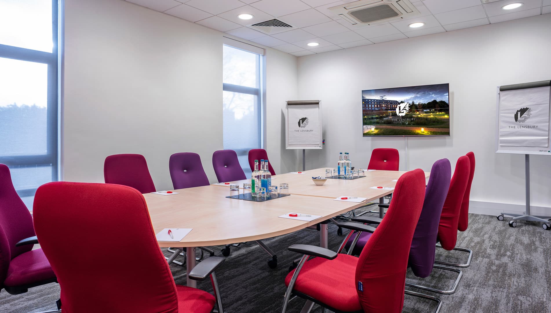 Murray, Uttley And Doherty Rooms, The Lensbury photo #1