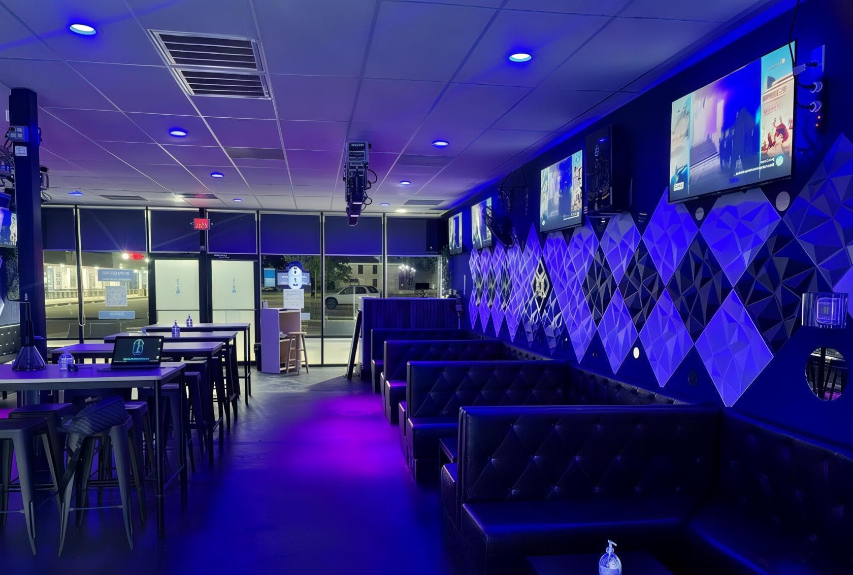 The Ember Room, chyllout lounge photo #1