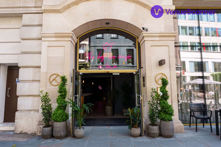 Middle Eight, Q.T Speakeasy photo #3