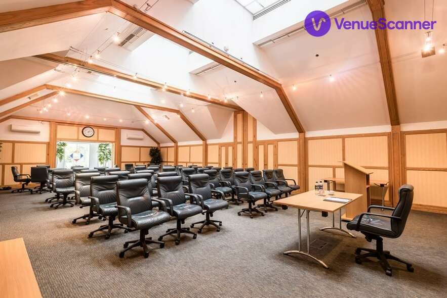 London Room, Warren House photo #1