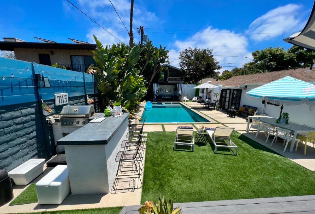 Swimming Pool Oasis, Backyard Swimming Pool Oasis photo #1