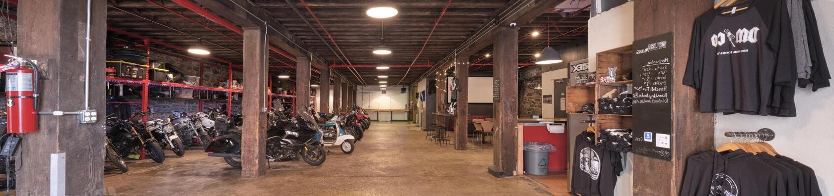 Entire Venue, Displaced Motoco photo #1