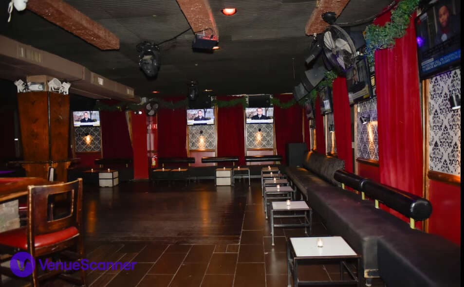 Main Floor, Cheers NYC photo #2