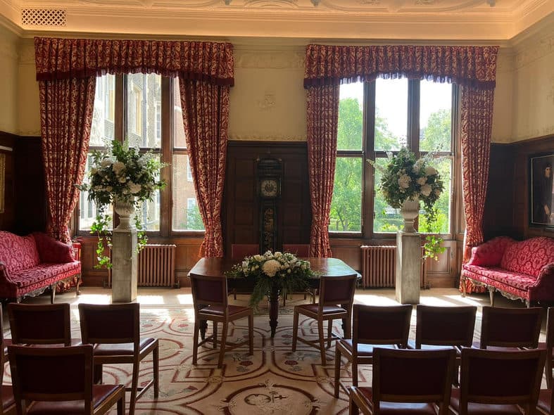 Middle Temple Hall And Garden Lawns, Queen's Room photo #3