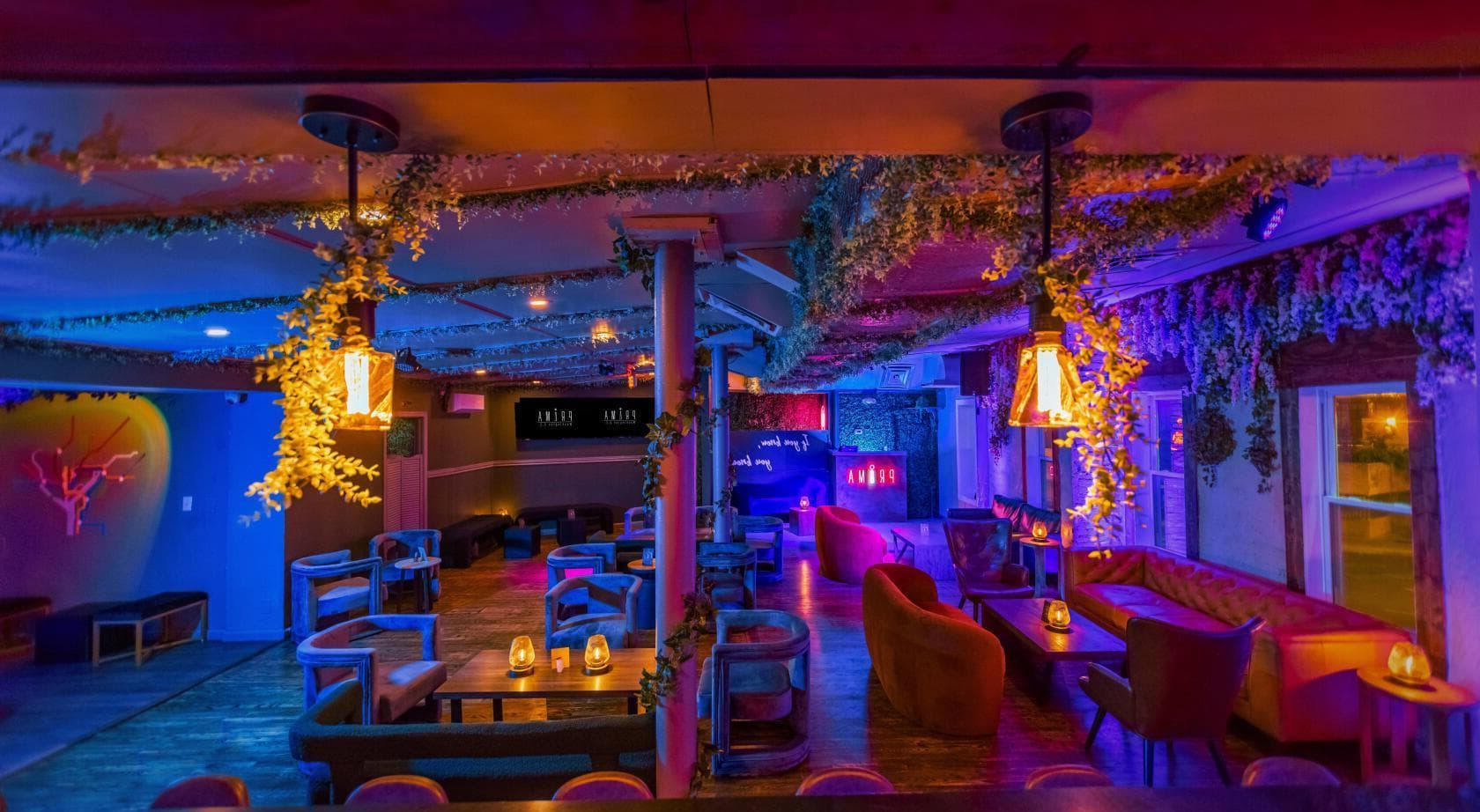 BAR & LOUNGE, PRIMA DC photo #1