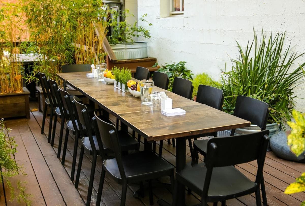 White Swan Patio, White Swan Inn photo #1