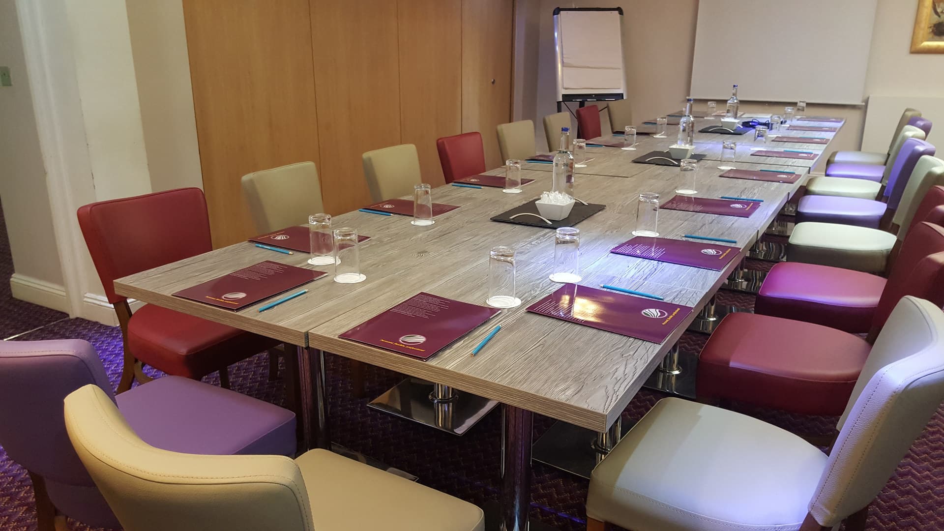 Sapphire Suite, The Queensgate Hotel & Conference Centre photo #1