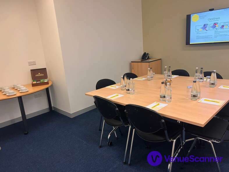 Hoffman, Regal Court Business Centre photo #3