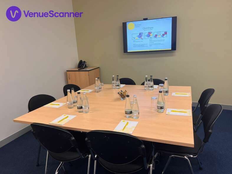 Hoffman, Regal Court Business Centre photo #1