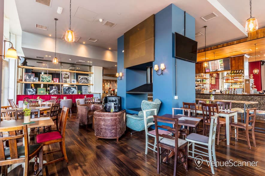 St. George's Wharf, The Riverside photo #1