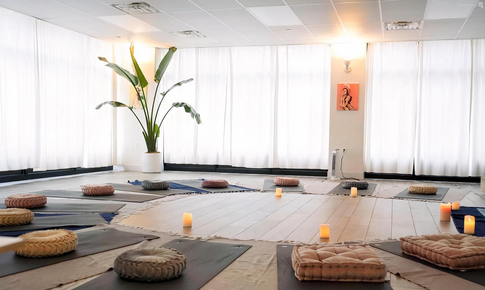 Modern & Clean Entire Studio, Form + Flow Studio photo #1