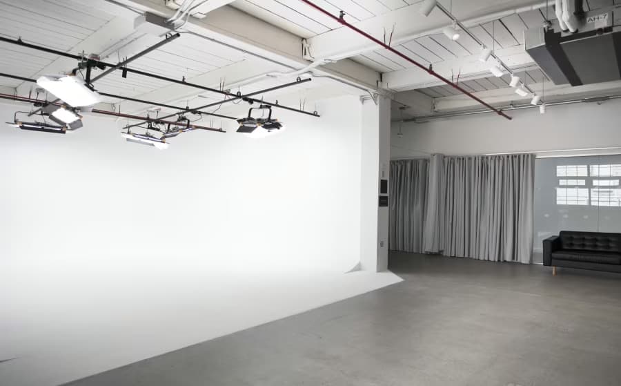 Studio A, 100 Sutton Studios photo #4