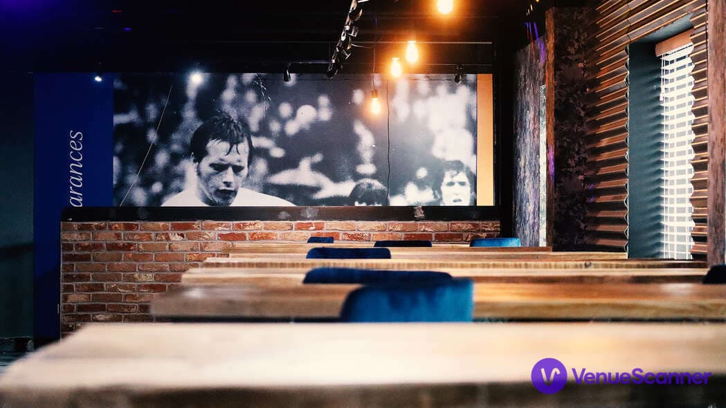 Millwall FC, Arry's Bar photo #3