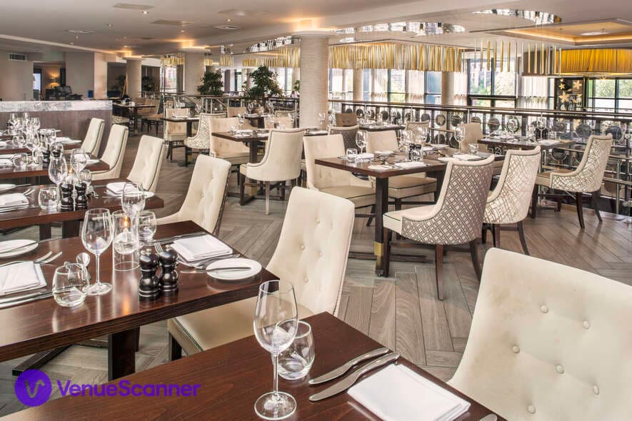 1565 Bar & Restaurant, Park Regis photo #2