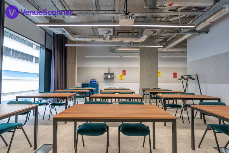 Meeting Room 1, The Social Hub photo #3