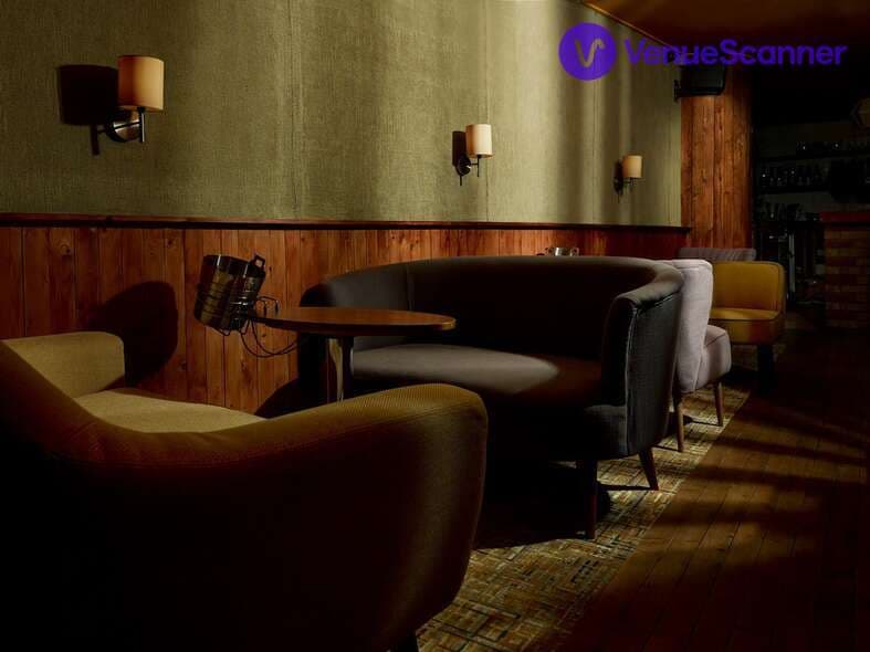 Exclusive Hire, Keystone Crescent photo #5