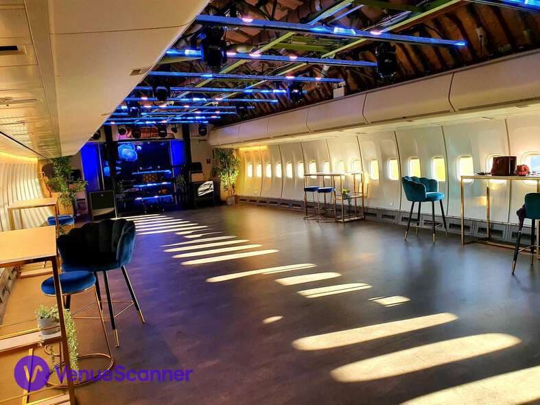 Boeing 747, Exclusive Hire, Cotswold Airport photo #2