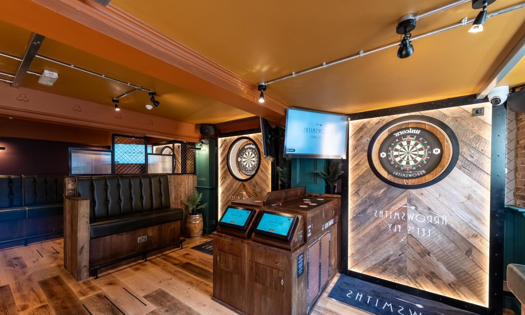 Arrowsmith Digital Darts, Arrowsmith @ Bromley photo #1