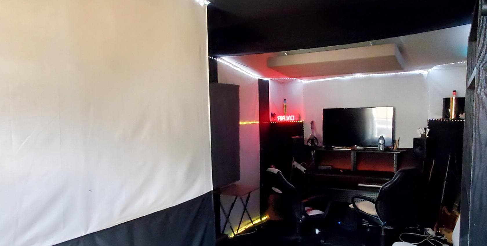 Photo of Movinloud Studio, Recording Studio