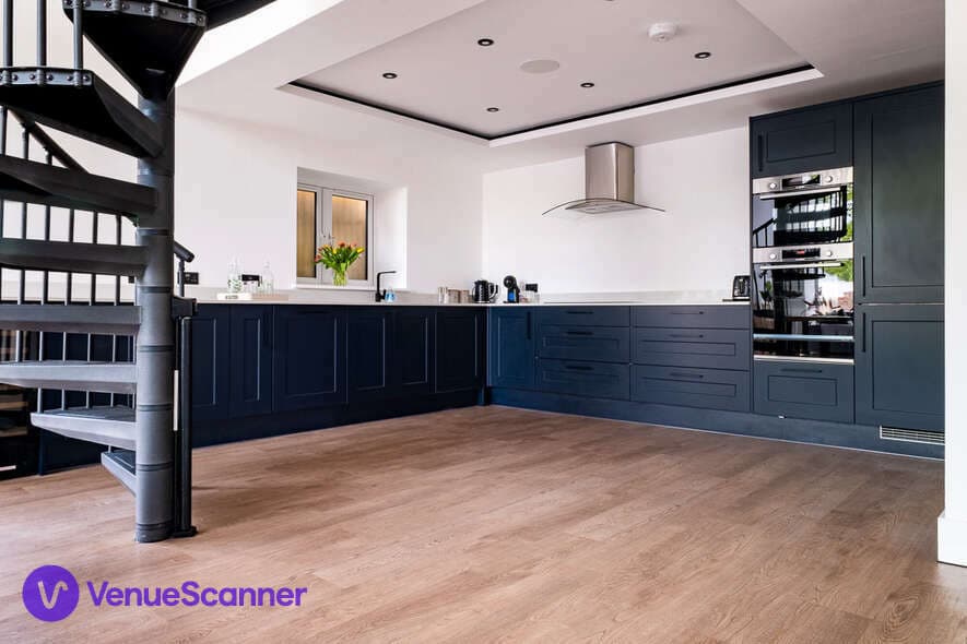 The Main Barn, The Oaks Barns photo #1